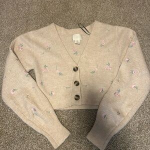 New without tag H&M crop cardigan